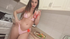 Annika Rain: Madrastra te dice