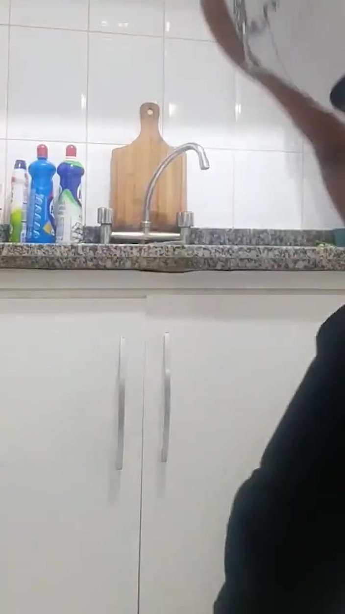 Vida Noite: Fața fiului tău vitreg arată atât de frumoasă cu pula...