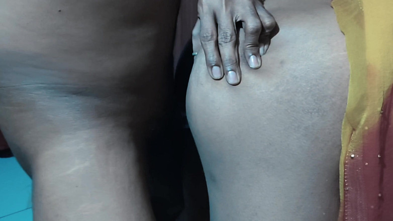 Hotpooja86900: Ich verlasse meine schwägerin