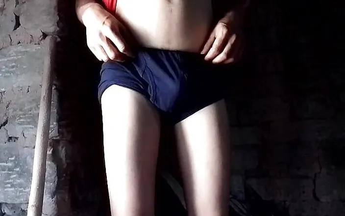 Gangbang straight: Hardcore Sex in Locker Dark Room