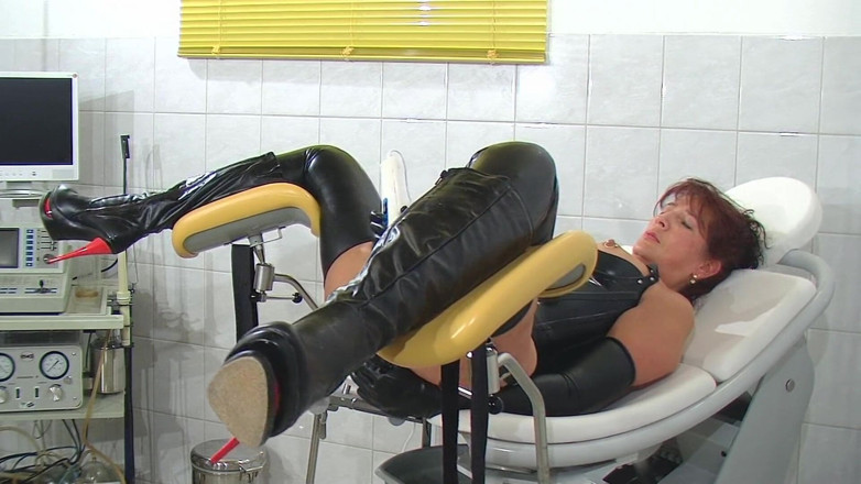 Rubber & Clinic Studio - 1ATOYS: Anal fisted- Awesome experience