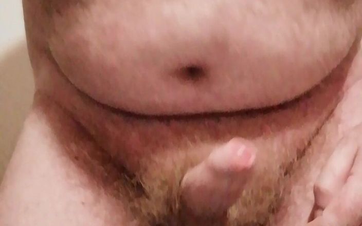 TheUKHairyBear: Big Belly British Hairy Ginger Daddy Bear Having a Wank