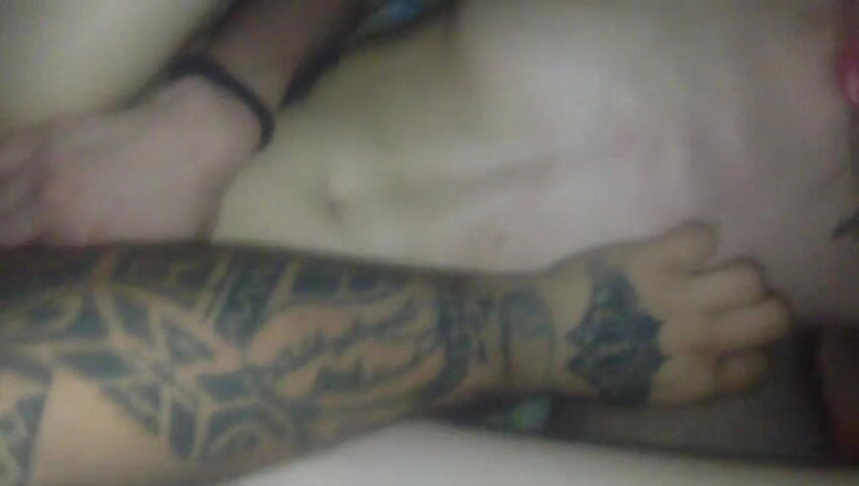 DonitinaMS: Blowjob rumah kepada suami anda