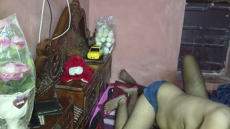 Nehatop123: El cuñado del joven bhabhi follando