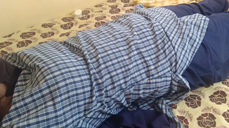 Ilakkiya: Nữ sinh viên đụ nóng bỏng