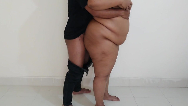 Aria Mia: Monica si cewek maroko yang lagi sange berat saat suaminya...