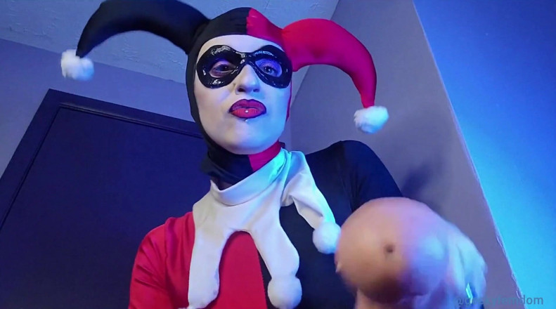 Geeky Femdom: Harley Helps Nightwing