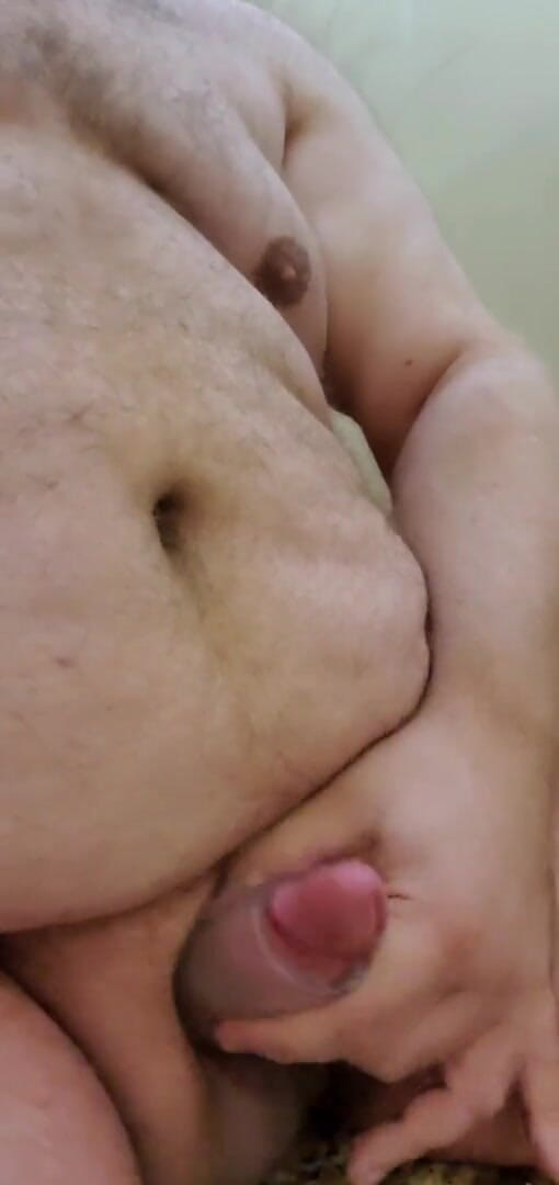 Danzilla White: 在酒店浴室玩弄我的玩具