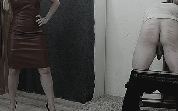 Hippo And Flamingo: Těžký výsek manžela