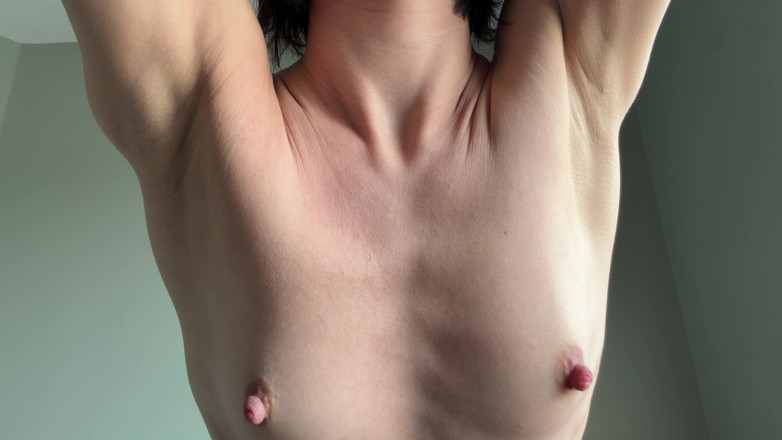Ms_Emmy_Lynn: 작은 젖탱이의 클로즈업 할로우 면도 겨드랑이