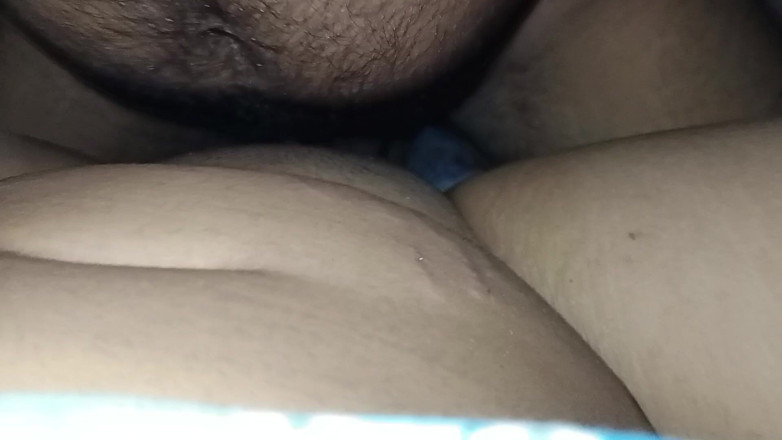 Raseed: Indische Bhabhi neukt nat poesje Bhabhi als VS Afrikaanse grote...
