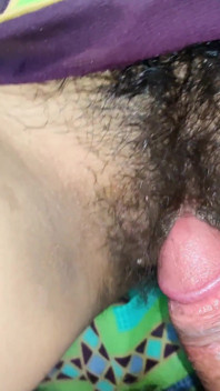 Bhabhi desi India yang cantik dikongkek abang iparnya dan pancutan mani di mulut dengan audio hindi