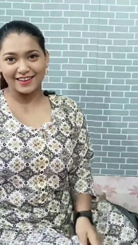สาวมหาลัยปริยาเตรียมตัวเย็ดทั้งคืนที่ 1000