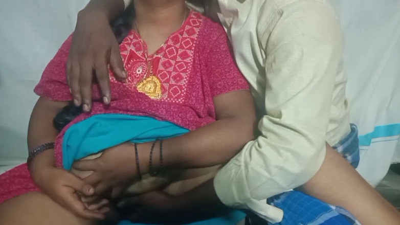 Priyanka314: Indische Kerala Mallu tante seks met jongen
