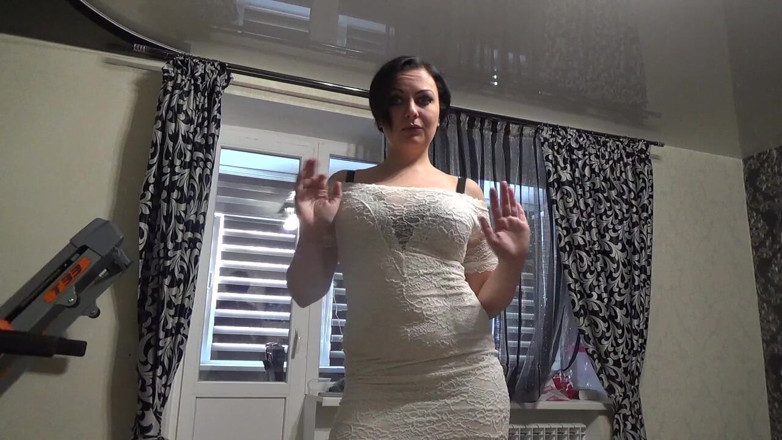 Sexy Milf: La plus sexy de ma tenue N2, modèle une petite...