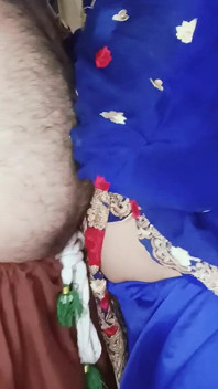 ホットなファタニ・アフガニシニの彼女