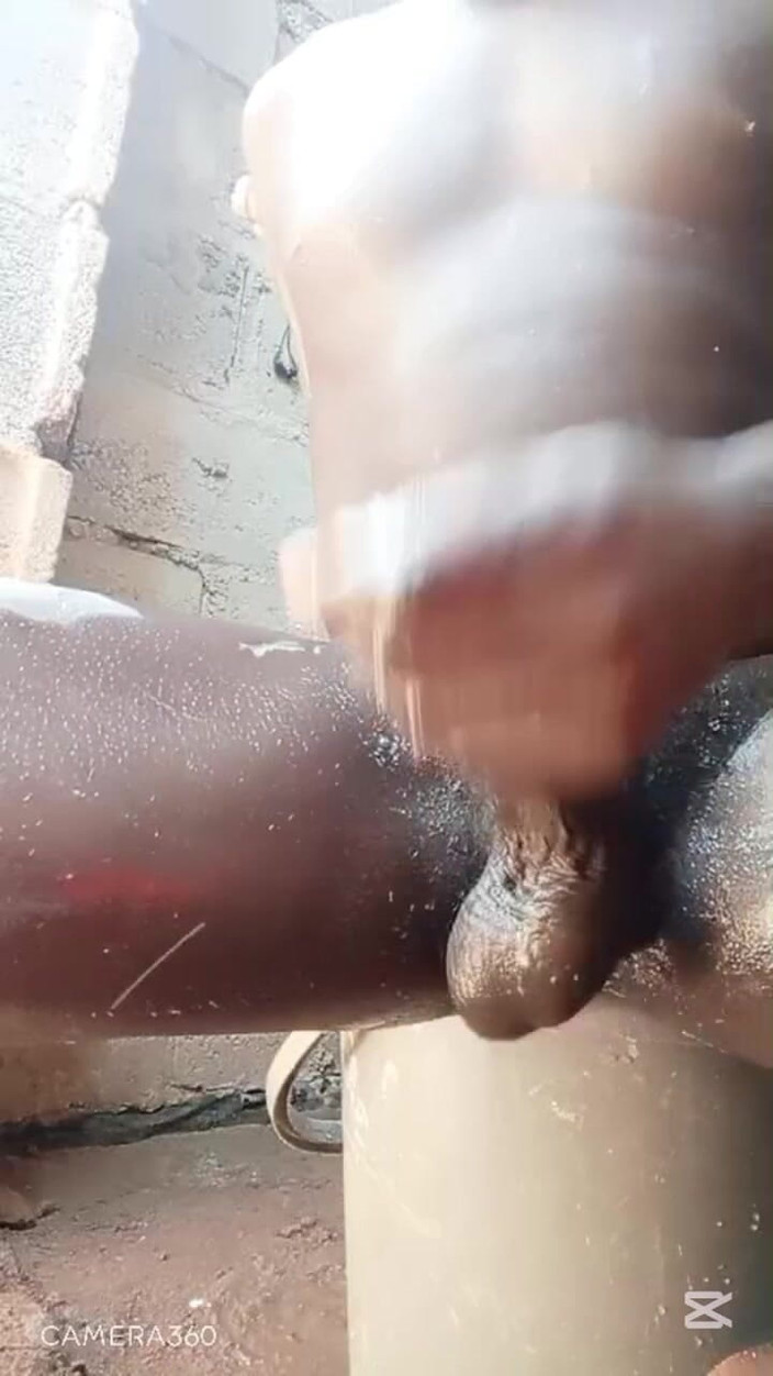 Hongi: Şimdiye kadarki en ateşli yarak masajı