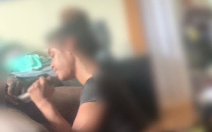 Purge_her: Hennes styvmamma fångade henne suga min kuk
