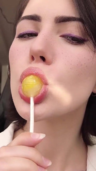 A saliva está pingando tudo