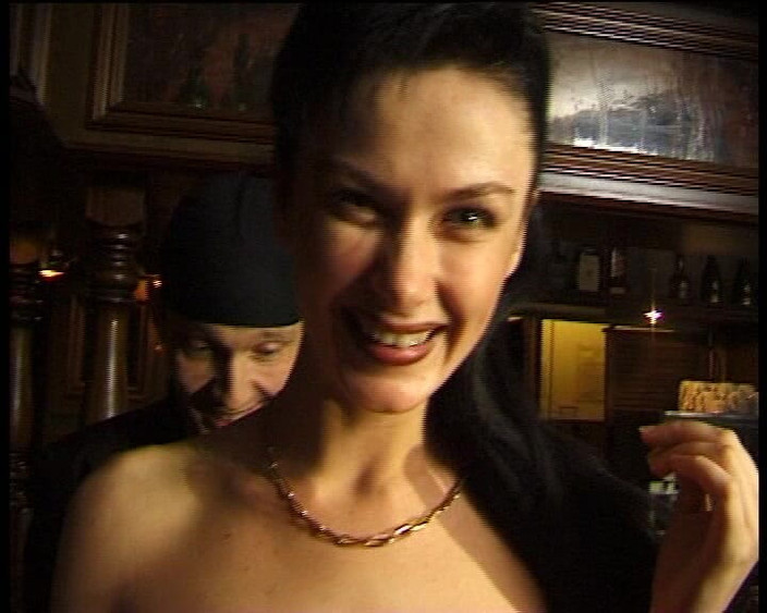 Under German Roofs: Německé děvky chtějí dlouhého ptáka ve své kundičce, aby si...