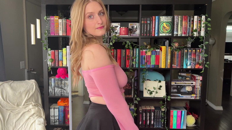 Nerdy Nympho: [4k] 透明粉色上衣试穿