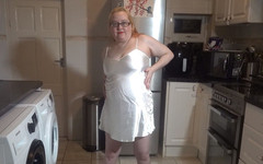 Littlevixen: Sexy Silk Nighty striptýz