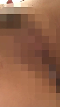 Vlastně mě pořád šuká tvůj nevlastní syn