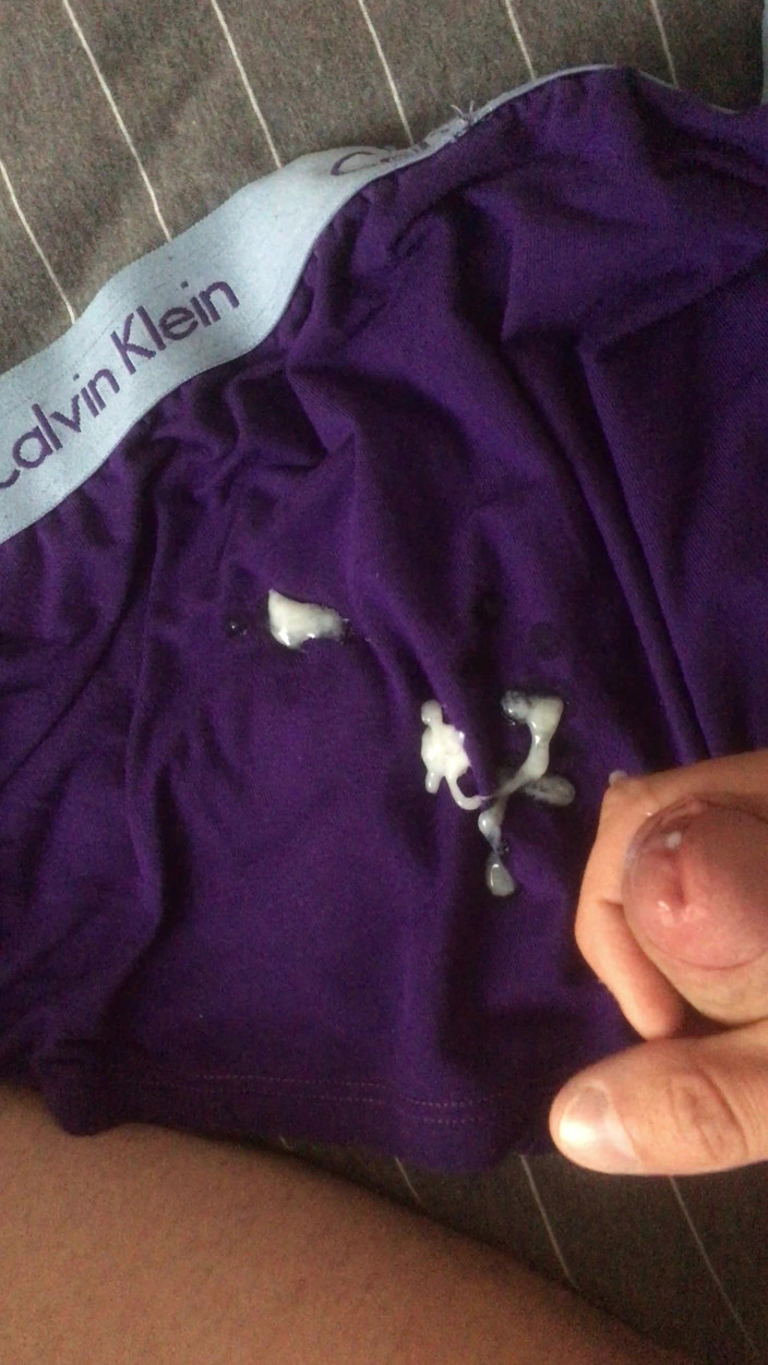 FickMichHart2: Ik kom klaar in mijn boksers