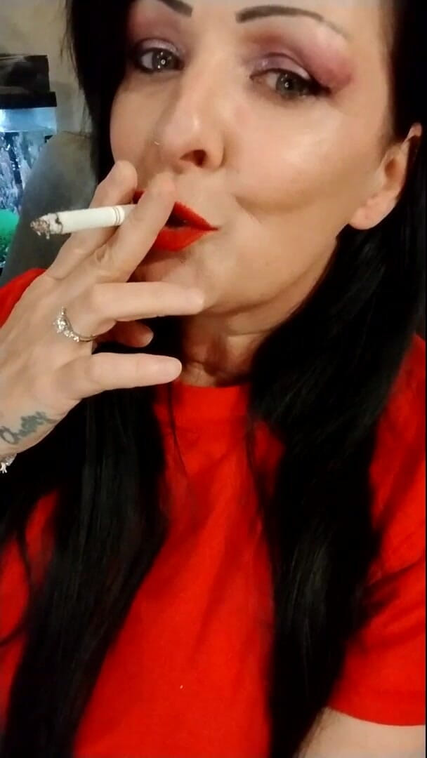 Abby Anna: Compilație cu ciggy - fum mobil