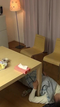 Afrodyzjak przed ukochaną osobą. Zostaje zerżnięta na żywo, mimo że jest to jej dzień owulacji! 2
