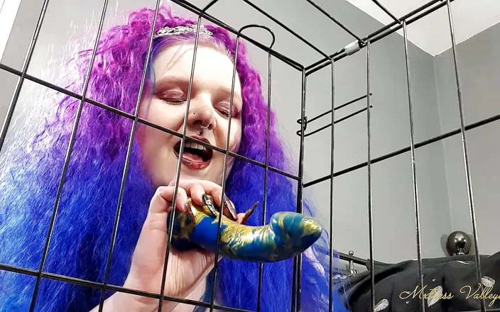 Mxtress Valleycat: Cage fuck