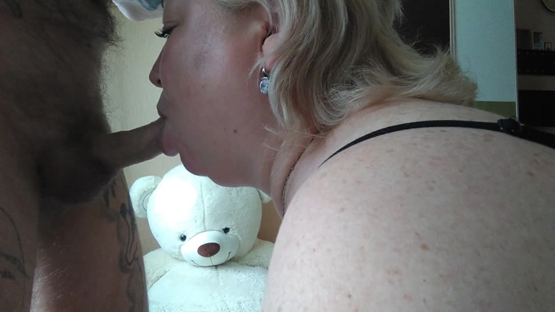 Zona901: Ich fülle ihren mund nach einem blowjob mit sperma