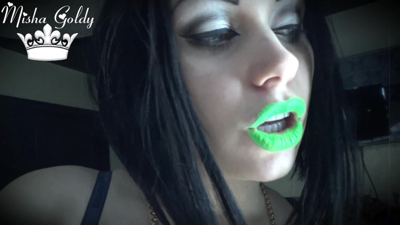 Goddess Misha Goldy: Neon yeşil ruj köle ibadeti