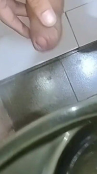 You Like to See Me Cumming, Right?