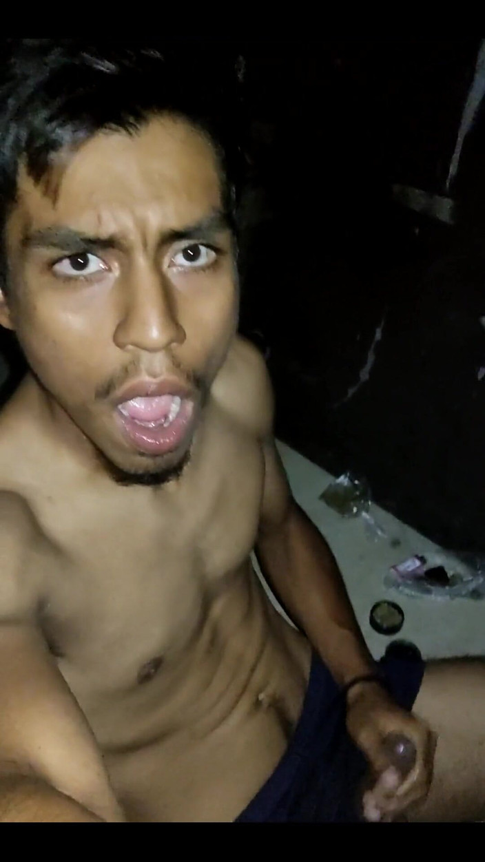 AlexAlejandro13: Buenas Noche Porch in casa, Espellere il latte