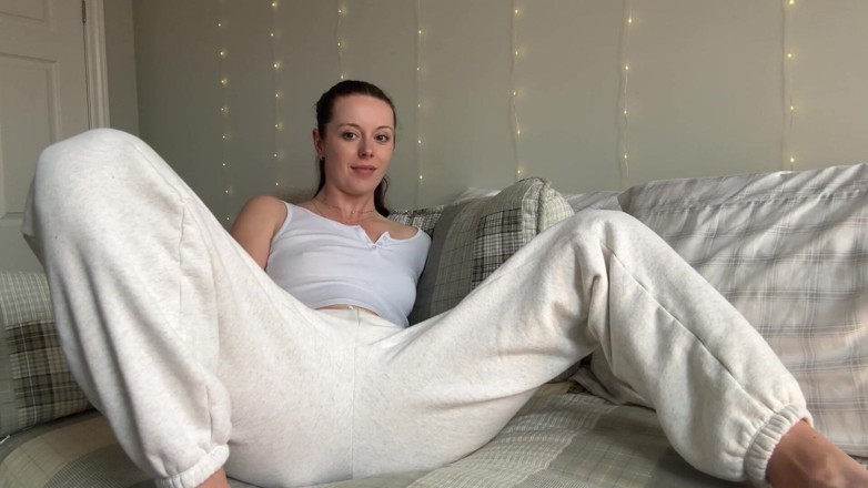 Nadia Foxx: Mastürbasyon yapıyor ve inliyor! Seksi parmaklama orgazmı!