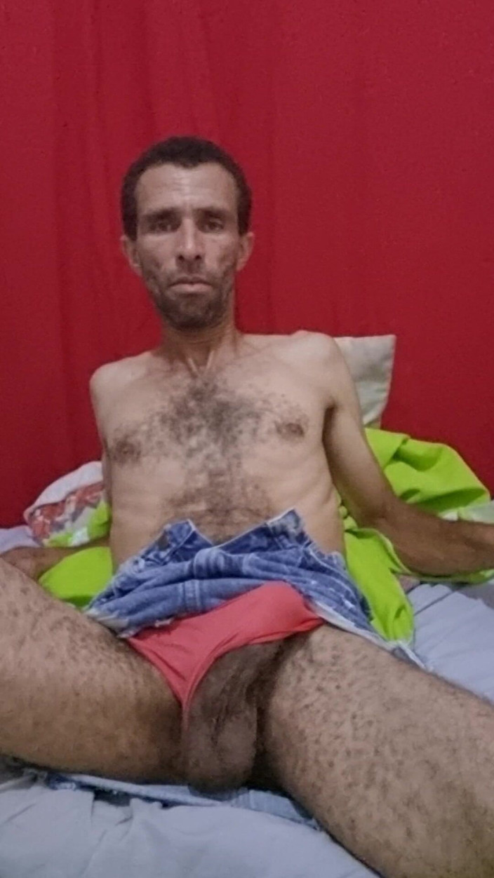 osmar1221: They All Come and Enjoy Watching Me Masturbate with Great...