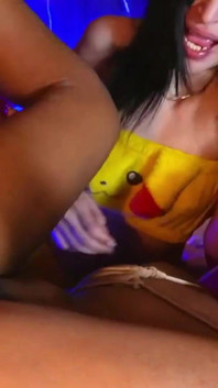 Frumoase lesbiene latino ejaculează în munte