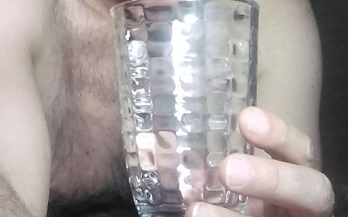 Setesesso7: Jag skulle vilja ha en fin piss i ett glas