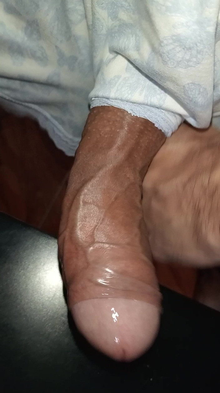 Rey rey: Velký penis a venoza, intenzivní masturbace v pyžamu, submisivní POV