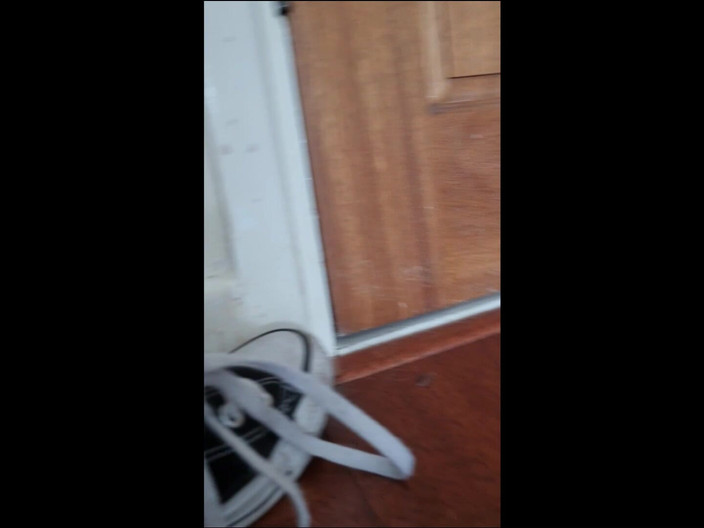 Julie_Bliss: Julie Bliss - cewek raksasa - petak umpet