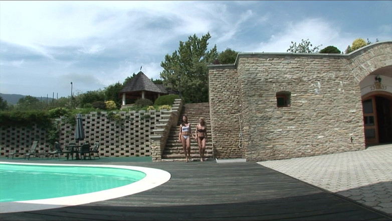 Erotic Club: 30252. Hardcore Threesomes with MILFs and Babes - FFM &amp; MMF Action...