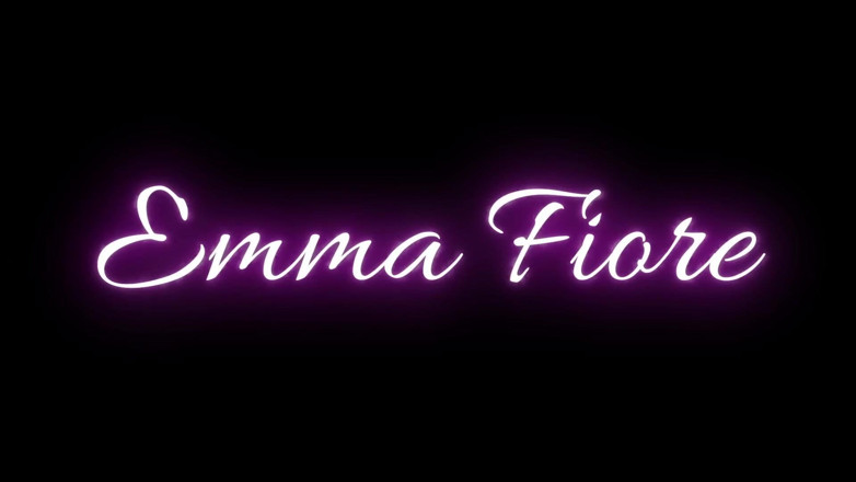 Emma Fiore: 엉덩이에 롤리팝을 넣고 빨아주는 겸둥이 십대 - Emma Fiore