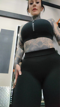 Wanna Goon Over Stepmummy's Booty?