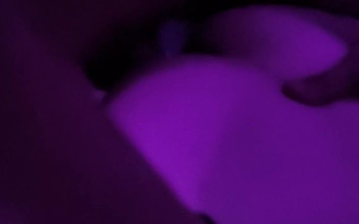 BigSexShow: Il baise sa femme et éjacule sur son trou du cul...
