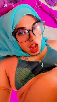 Beautiful Hijabi Transgender Peeing in Mouth