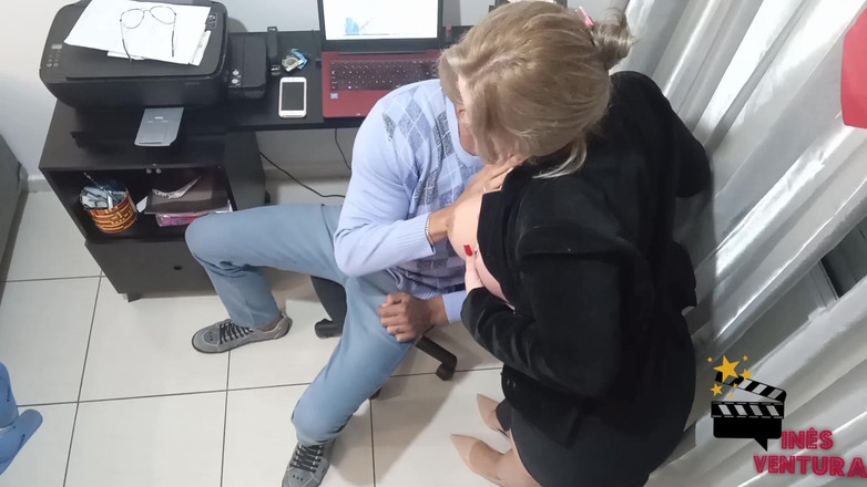 Raquel Cardoso Da Rosa: Sex nicht auf dem schreibtisch