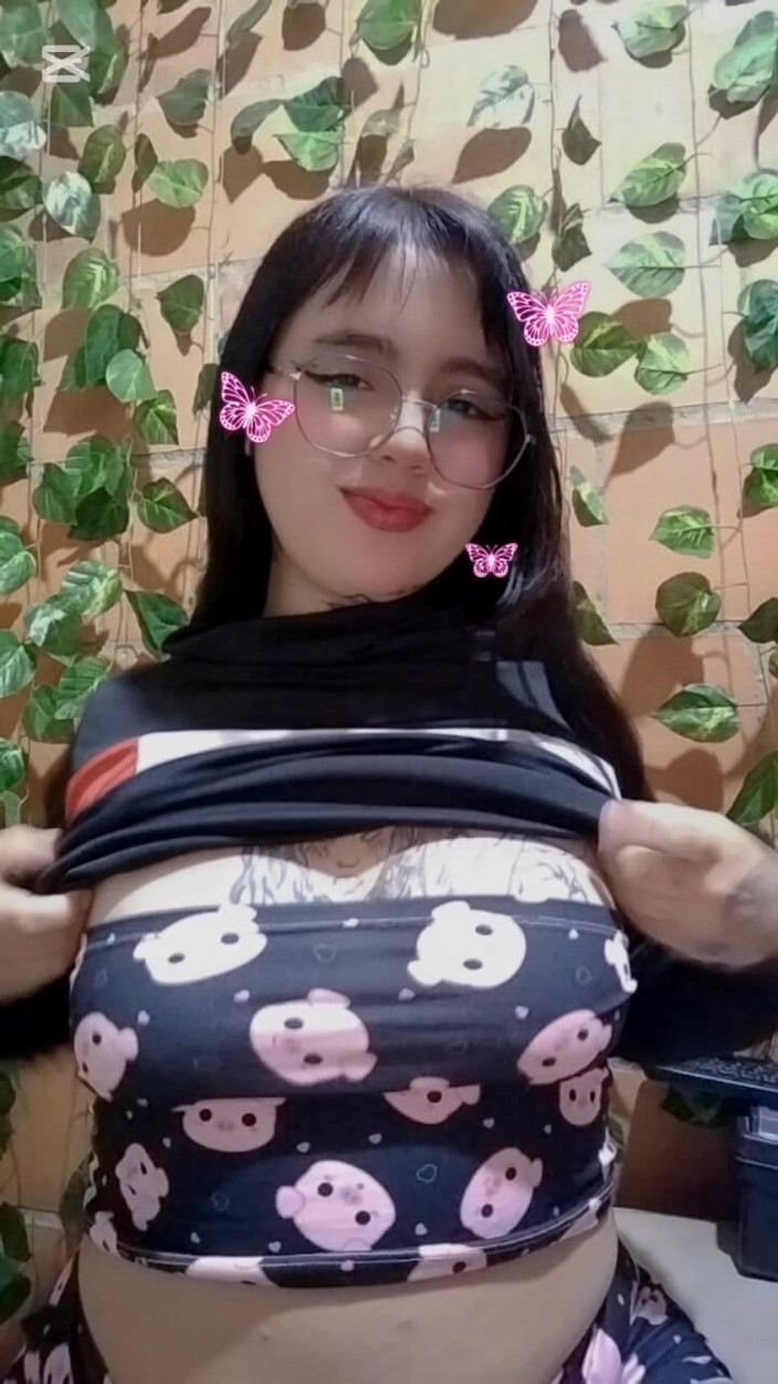 Dalyla: 哥伦比亚最富有的奶子