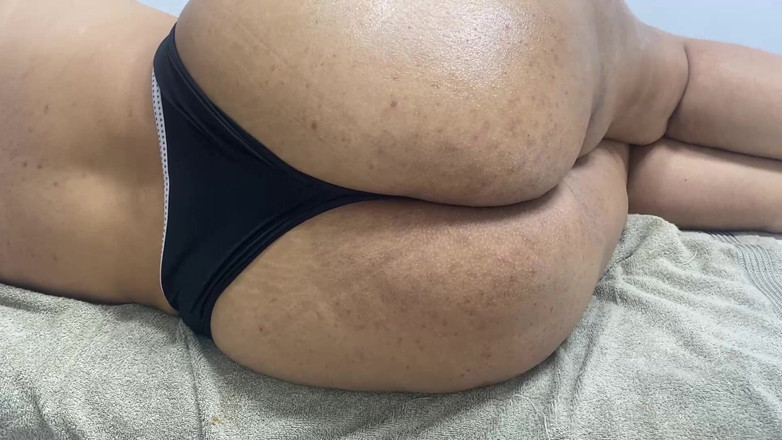 kloyesteicy: Трение толстой задницей