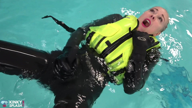 UKCuteGirl Lucy Lauren: Neoprene Lust: Inflatable Snorkel Vest Pleasure in the Pool